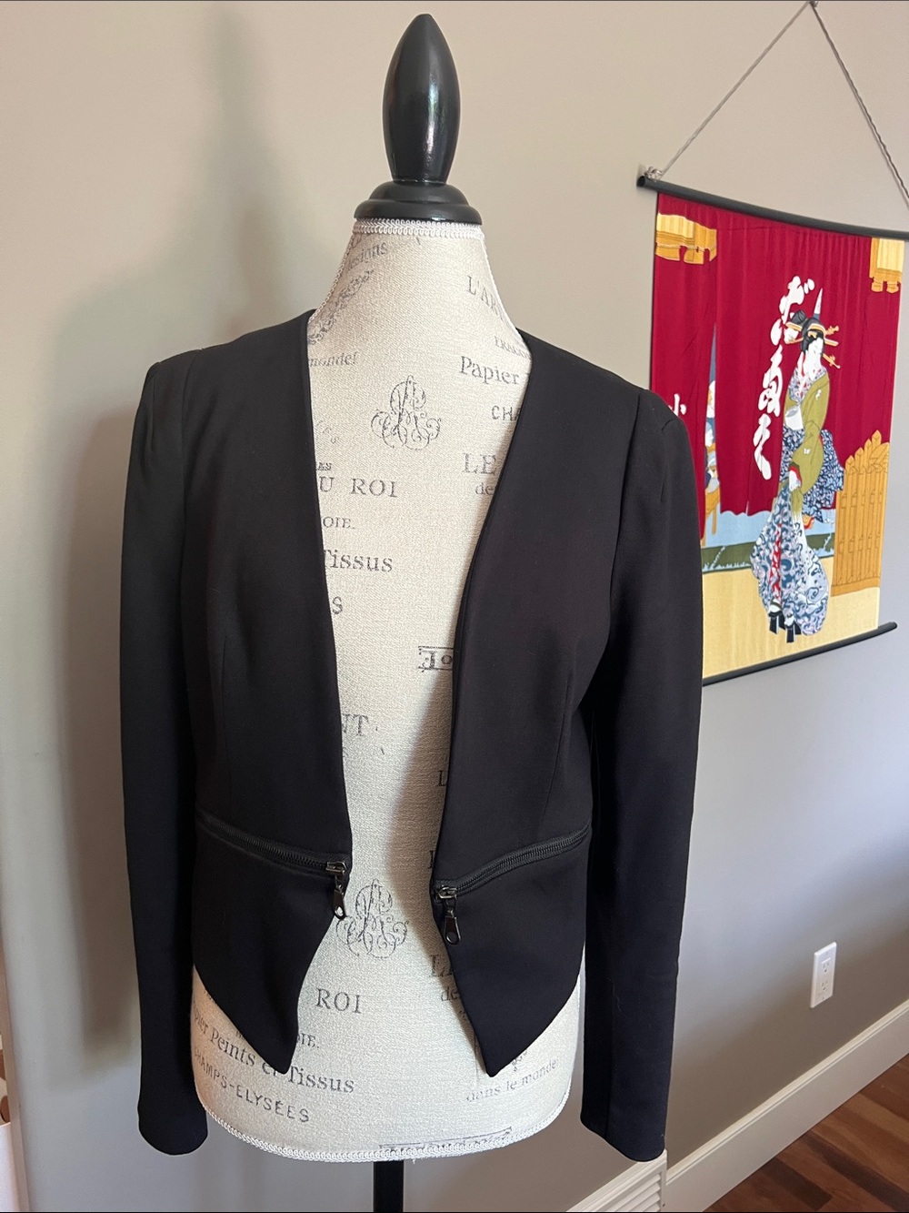 Philosophy black jacket sz 6. Never worn